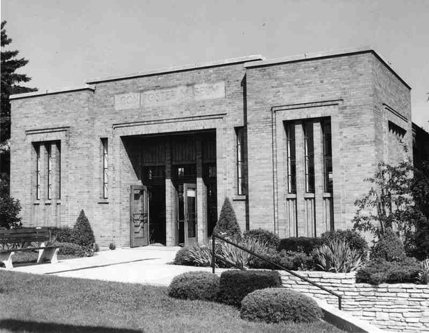 Traverse MUSEUM Con Foster Museum, Clinch Park